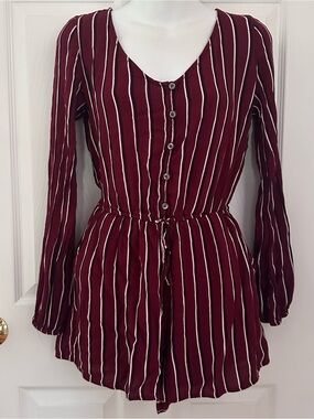 Hollister Women's Medium Striped Romper Burgundy White Button Front Tie Waist